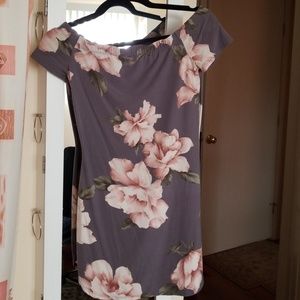 Off the shoulder floral dress small